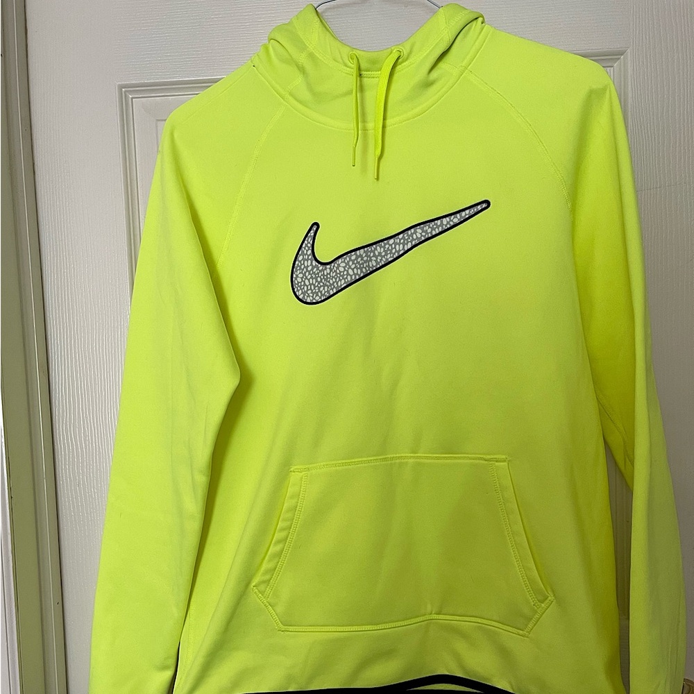 Nike Therma Fit Pull Yellow Over Hooded Sweatshirt, M